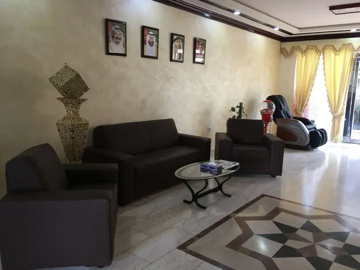 Аджман: Waves Hotel Ajman