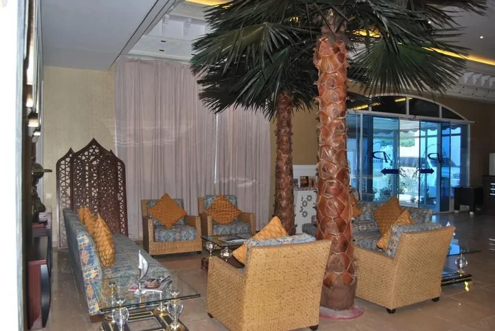 Шарджа: Sharjah International Airport Hotel