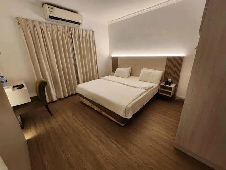 Шарджа: Sharjah International Airport Hotel