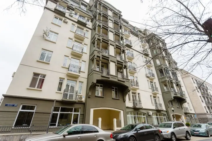 Falcon Apartments - Rustaveli — фото 1
