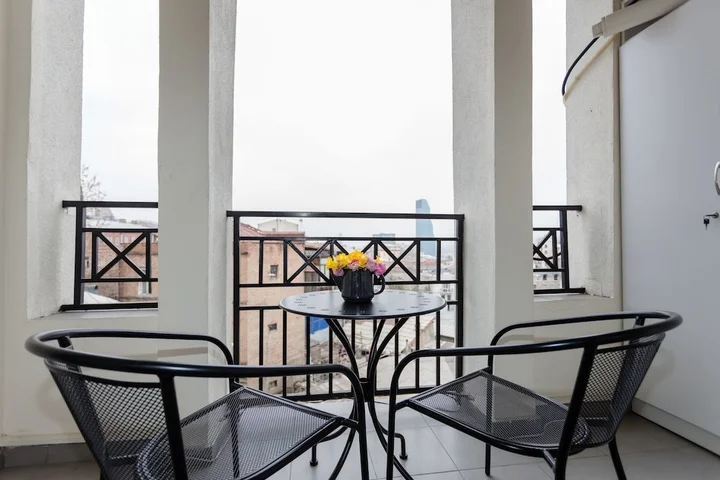 Тбилиси: Falcon Apartments - Rustaveli