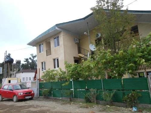 Уреки: Guest House Mari