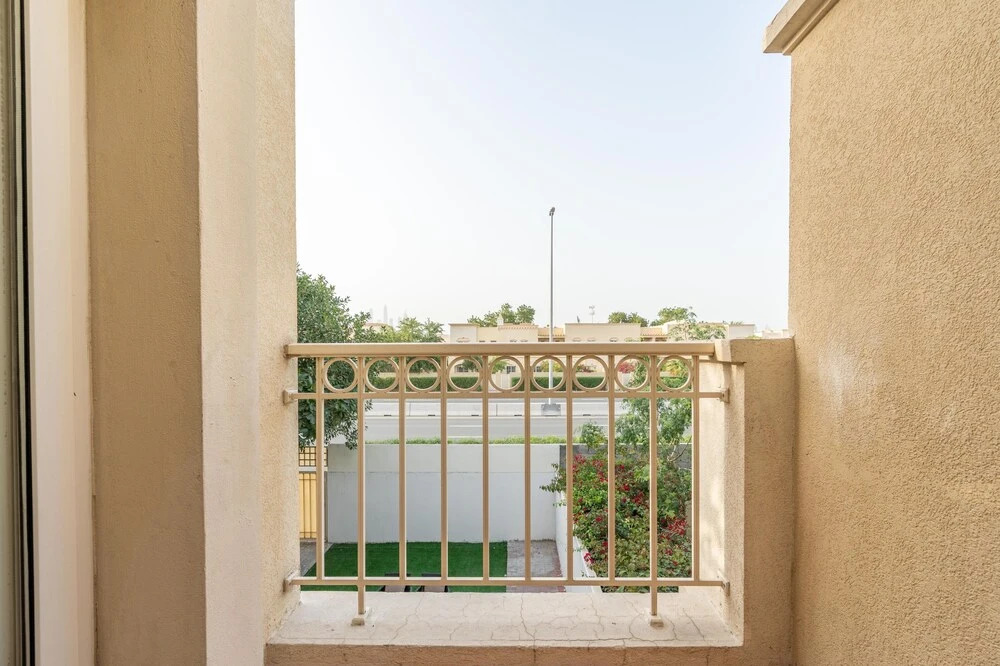Дубай: Lux BnB The Springs Villa Private Garden