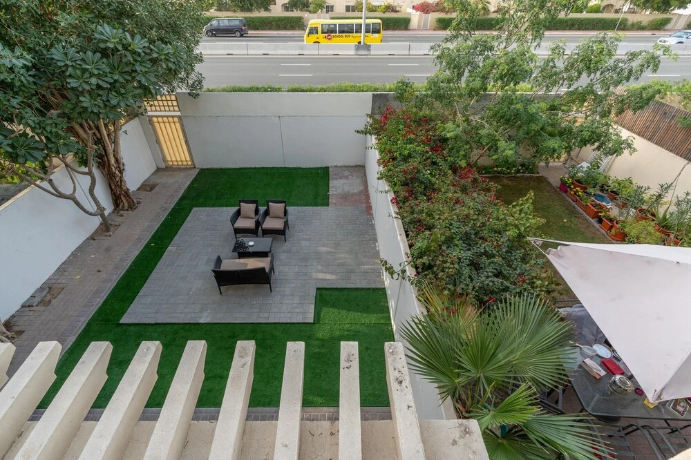 Дубай: Lux BnB The Springs Villa Private Garden