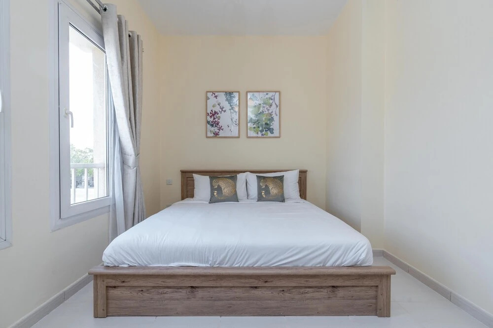 Дубай: Lux BnB The Springs Villa Private Garden