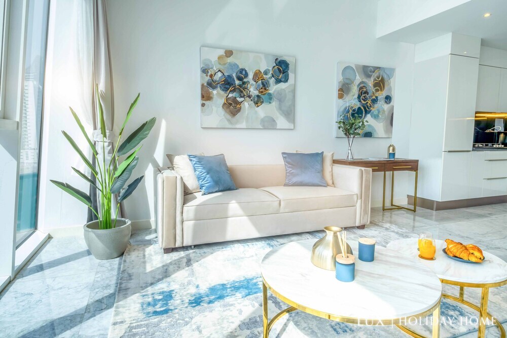 Дубай: LUX The Pad Executive Suite Canal View 1
