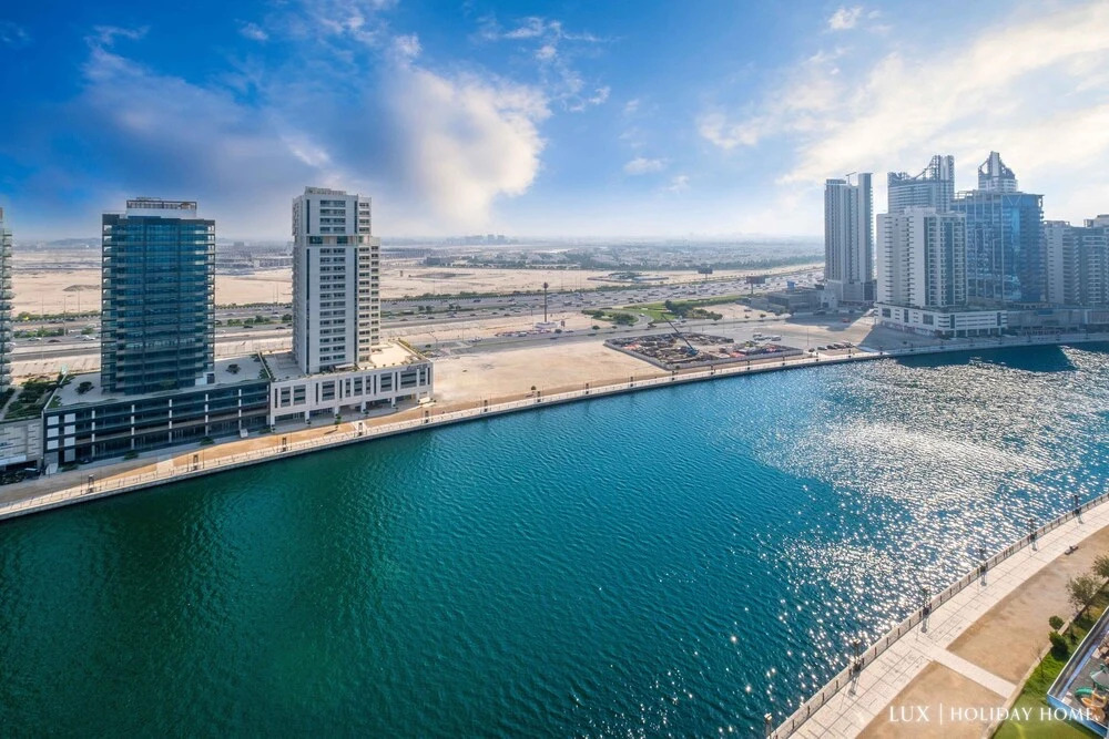 Дубай: LUX The Pad Executive Suite Canal View 1