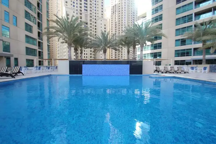 Дубай: Kennedy Towers - Al Sahab