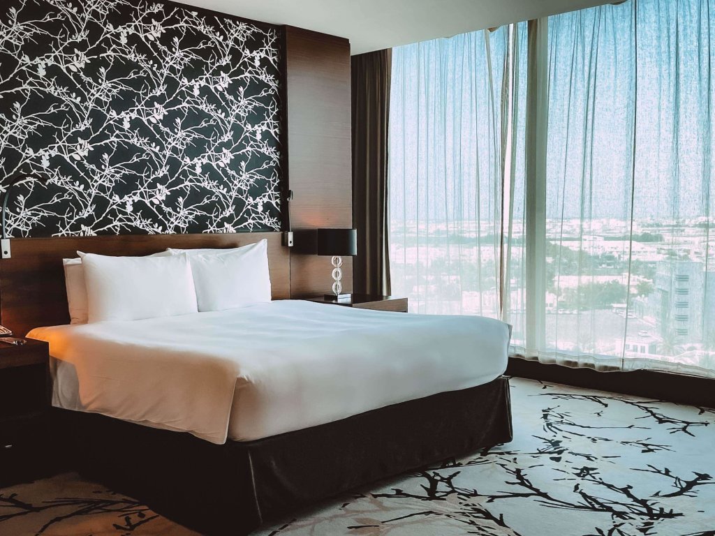 Абу-Даби: Отель Fairmont Bab Al Bahr