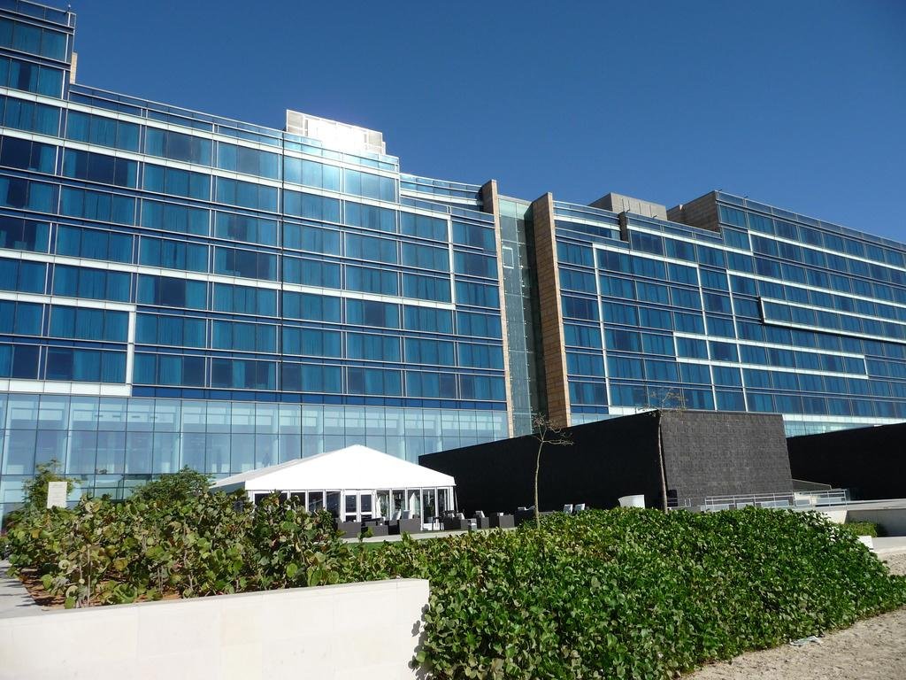Абу-Даби: Отель Fairmont Bab Al Bahr