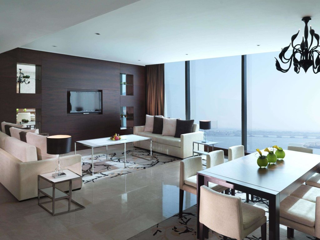 Абу-Даби: Отель Fairmont Bab Al Bahr