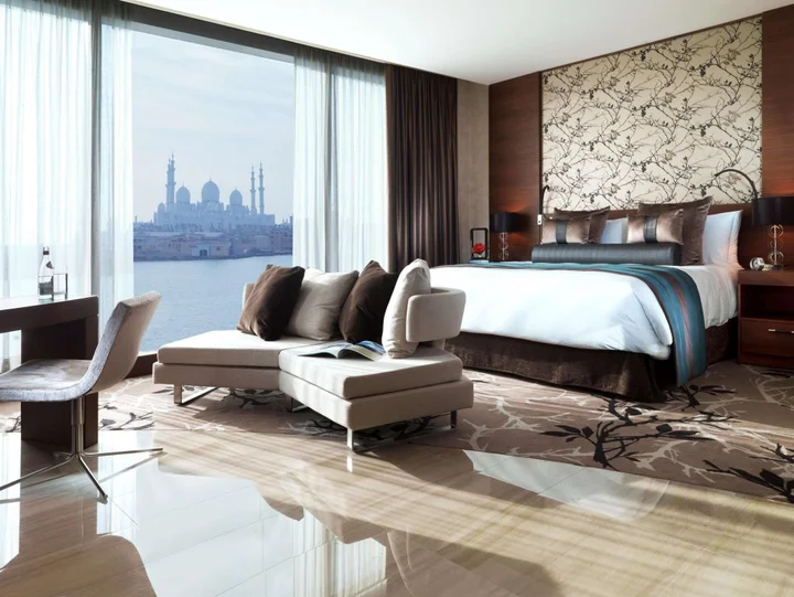 Абу-Даби: Отель Fairmont Bab Al Bahr