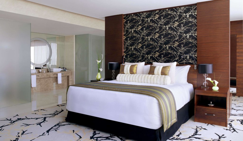 Абу-Даби: Отель Fairmont Bab Al Bahr
