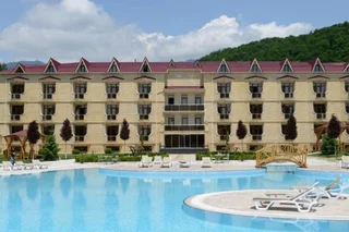 Вандам: Qebele Yeddı Gozel Hotel