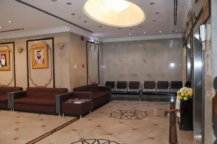 Дубай: Dolphin Hotel Apartments