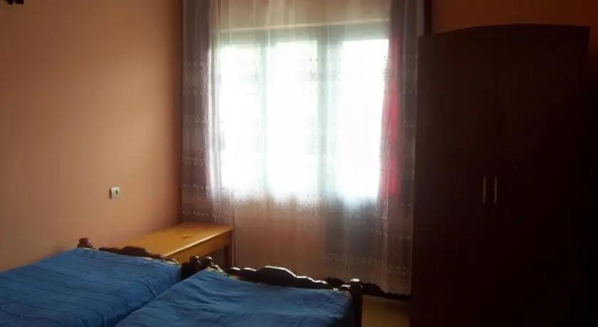 Гонио: Temos Guesthouse