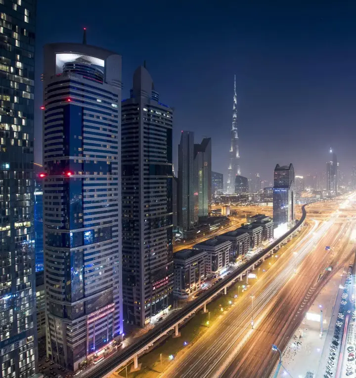 Дубай: Emirates Grand Hotel