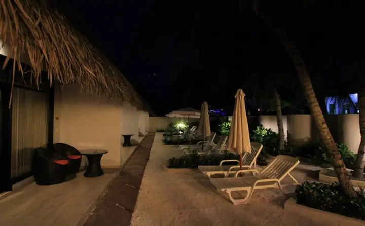 Атолл Алиф-Дхаалу: Local Island Inn