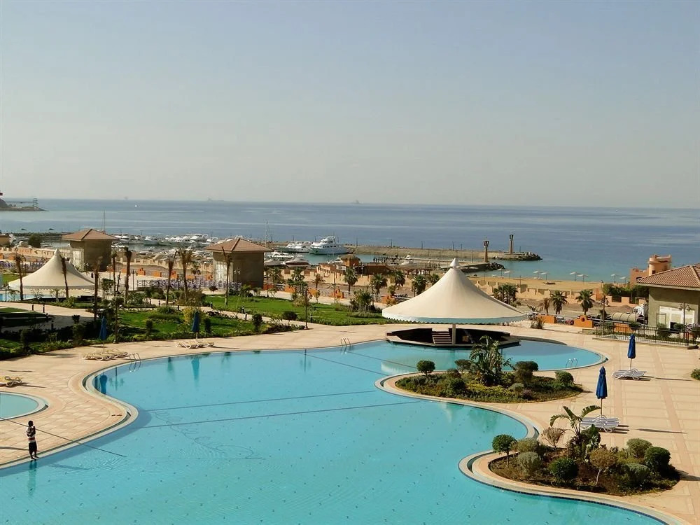 Айн-Сохна: Pyramids Porto Sokhna