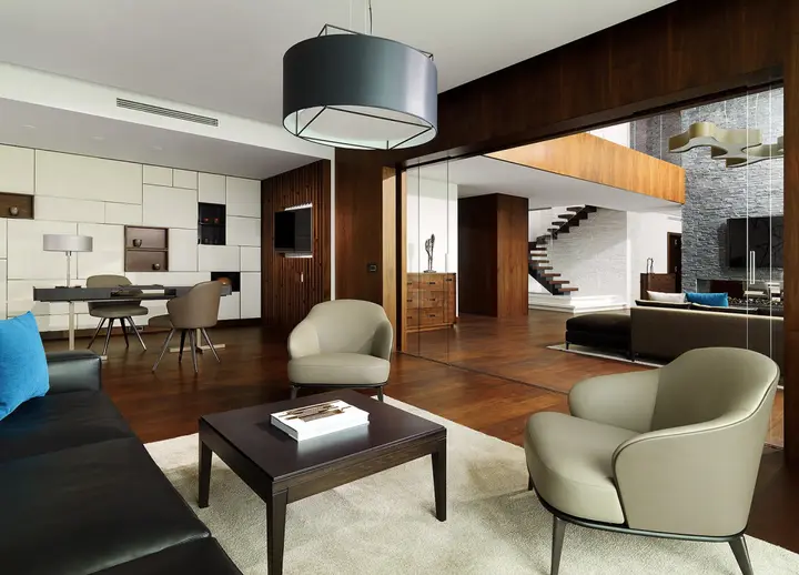 Минск: Отель Minsk Marriott