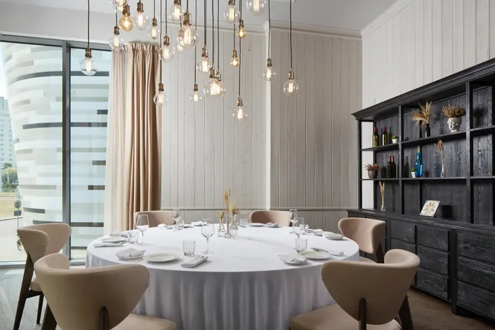 Минск: Отель Minsk Marriott