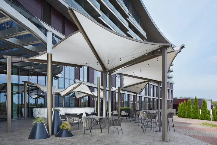 Минск: Отель Minsk Marriott
