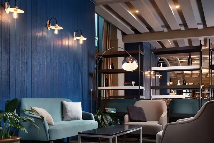 Минск: Отель Minsk Marriott