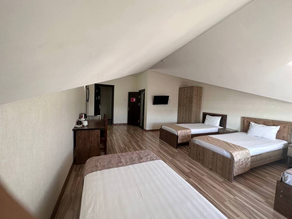 Ташкент: Tourist INN Hotel