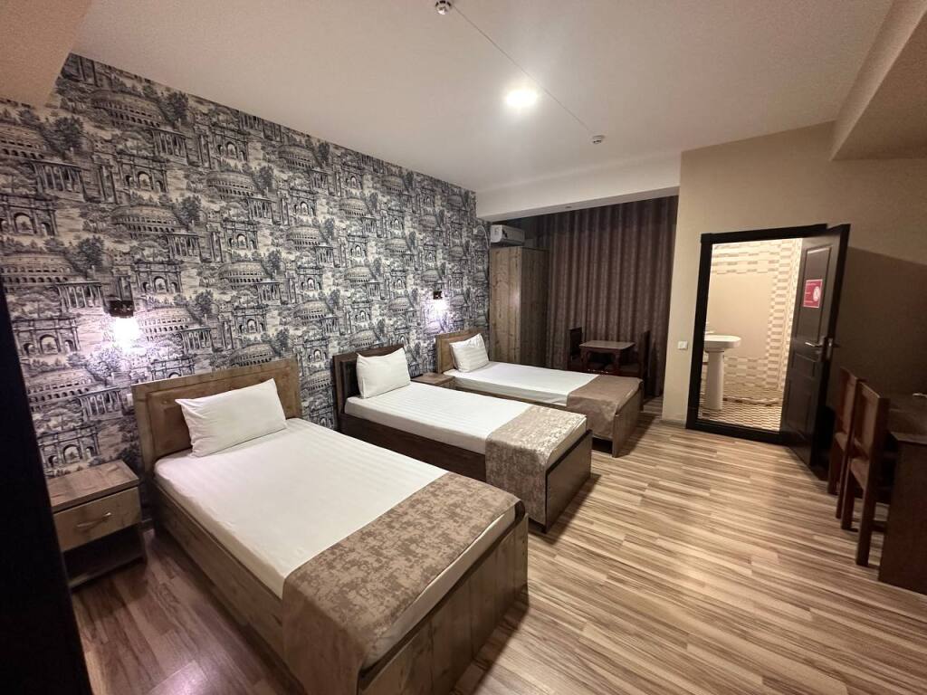 Ташкент: Tourist INN Hotel