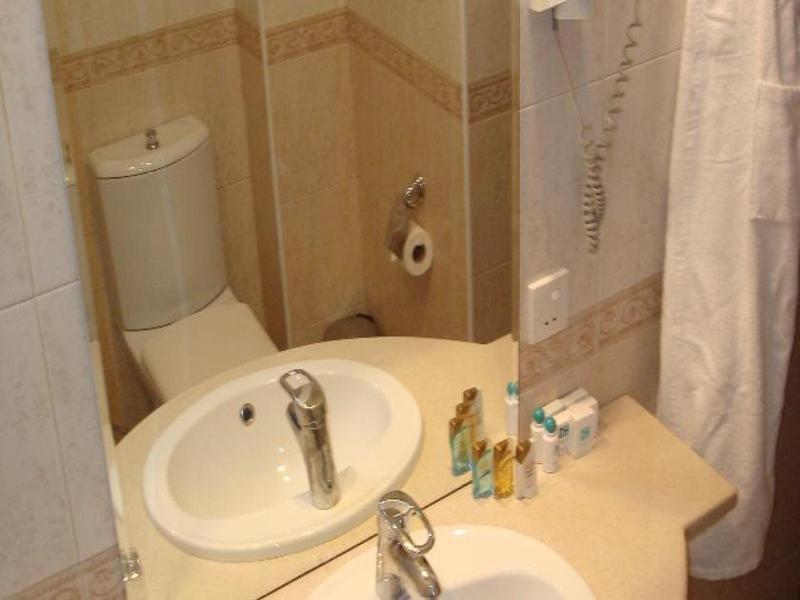Баку: Diplomat Hotel