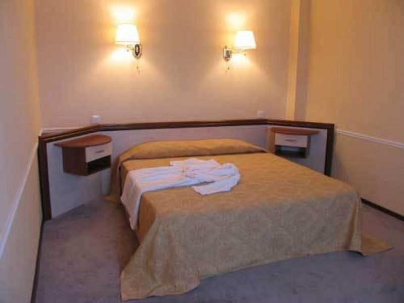 Баку: Diplomat Hotel