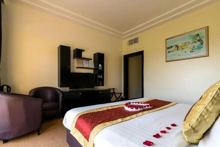 Дибба: Royal Beach Hotel & Resort