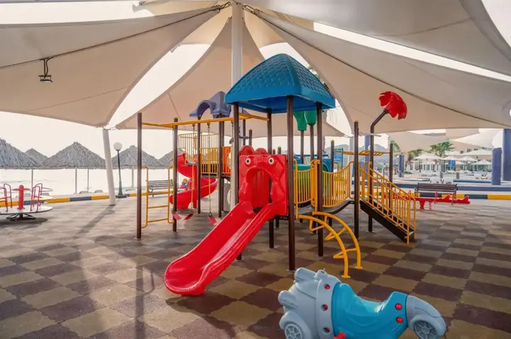 Дибба: Royal Beach Hotel & Resort