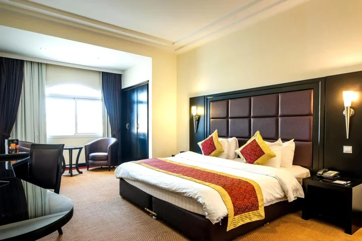 Дибба: Royal Beach Hotel & Resort