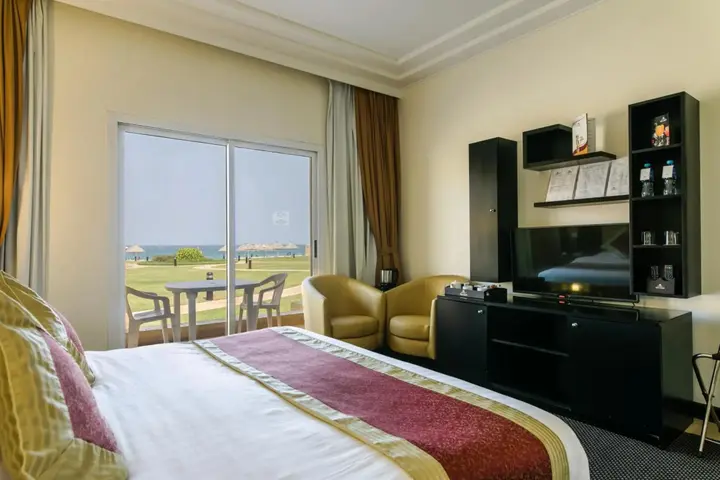 Дибба: Royal Beach Hotel & Resort