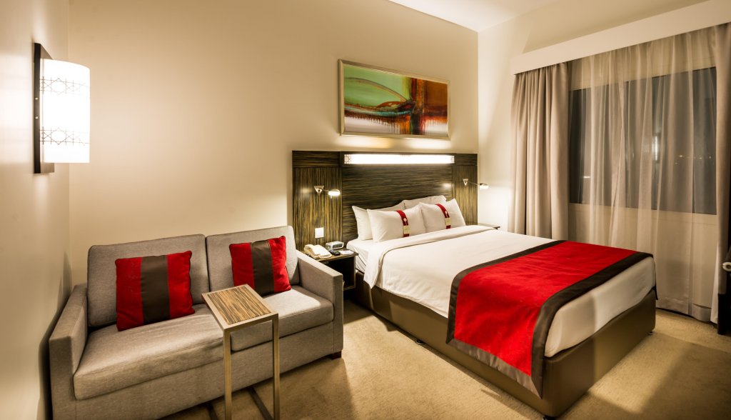 Дубай: Holiday Inn Express Dubai Internet City an IHG Hotel