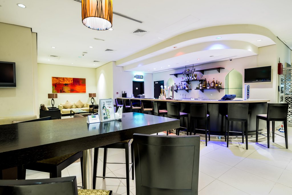 Дубай: Holiday Inn Express Dubai Internet City an IHG Hotel