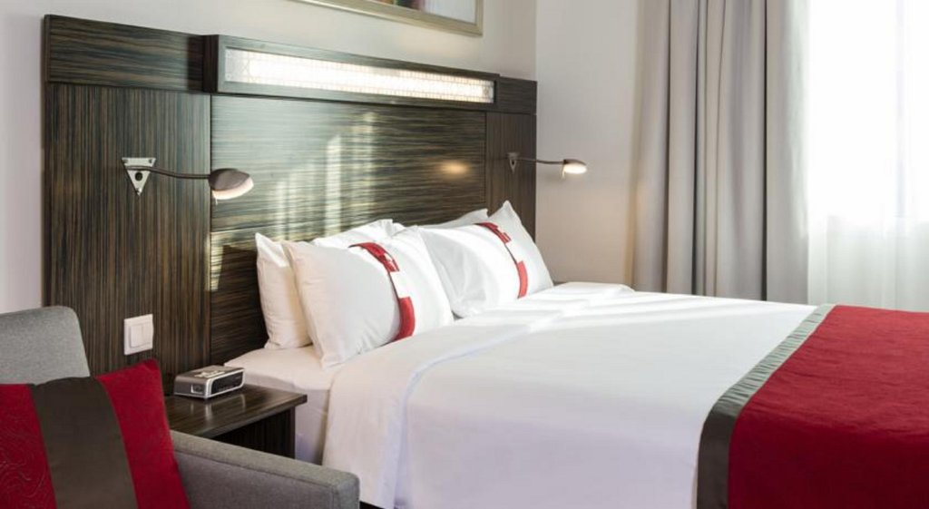 Дубай: Holiday Inn Express Dubai Internet City an IHG Hotel