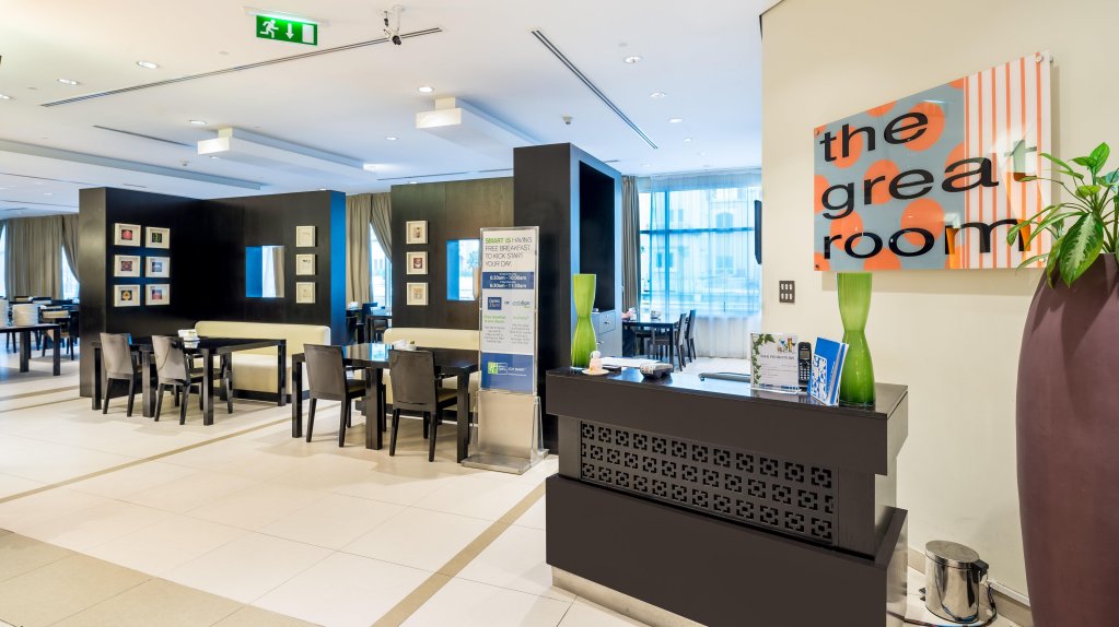 Дубай: Holiday Inn Express Dubai Internet City an IHG Hotel
