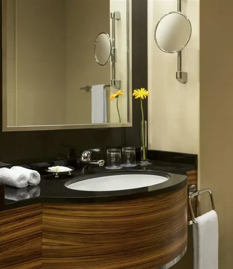 Дубай: Four Points by Sheraton Bur Dubai