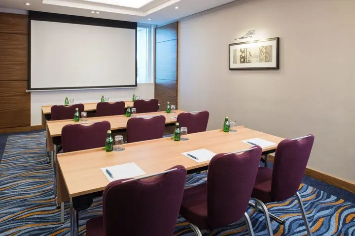Дубай: Four Points by Sheraton Bur Dubai