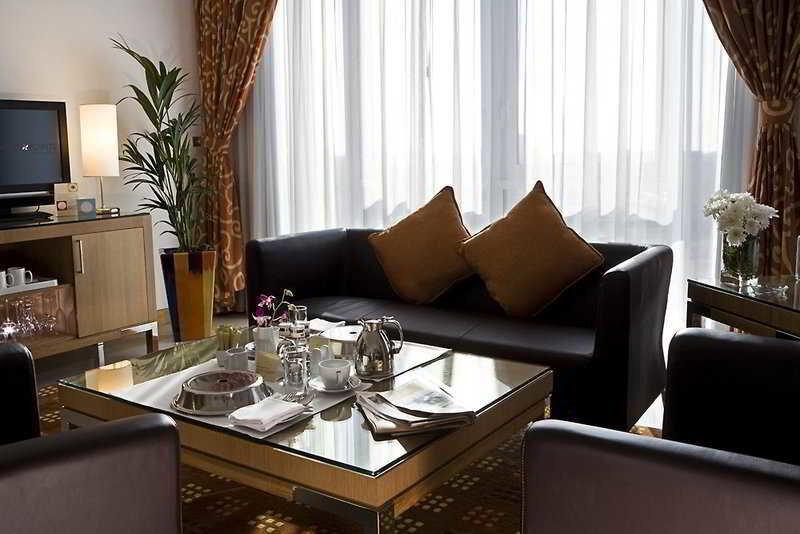 Дубай: Four Points by Sheraton Bur Dubai
