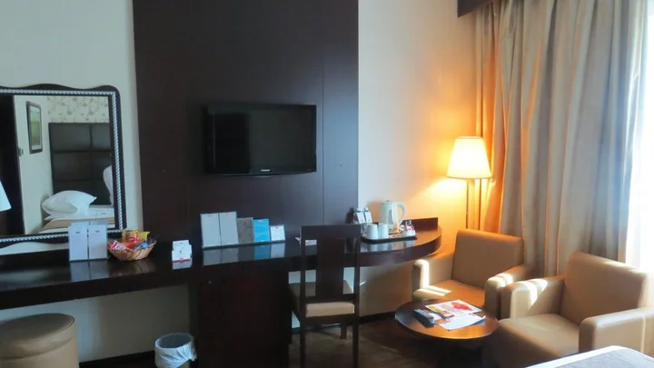 Дубай: Отель The Park Hotel Formerly Al Jawhara Gardens