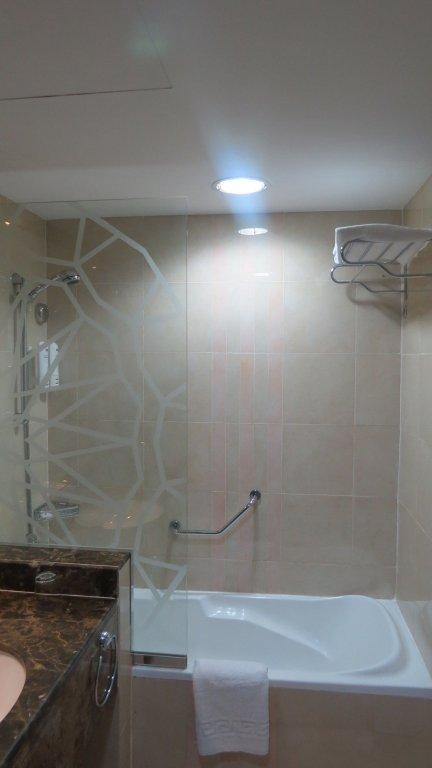 Дубай: Отель The Park Hotel Formerly Al Jawhara Gardens