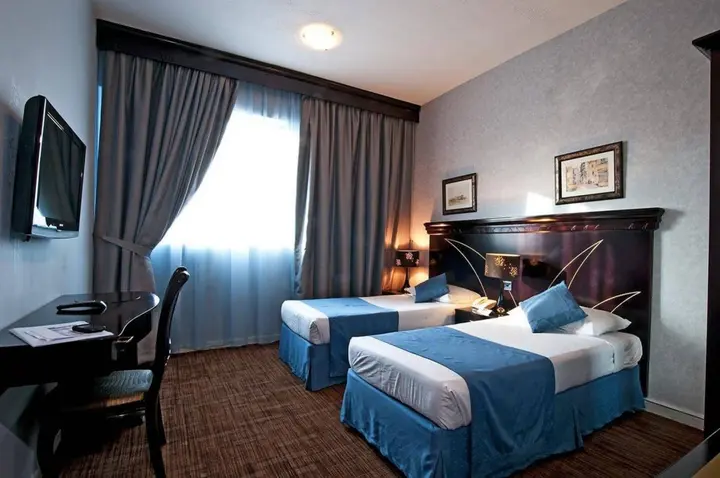 Дубай: Отель The Park Hotel Formerly Al Jawhara Gardens