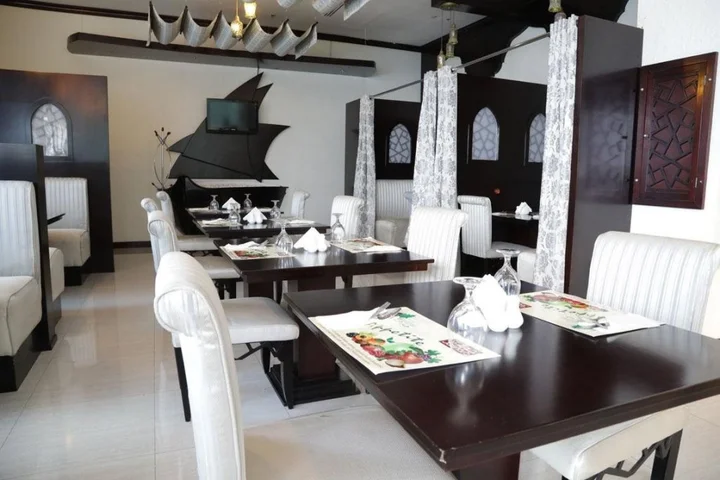 Дубай: Отель The Park Hotel Formerly Al Jawhara Gardens