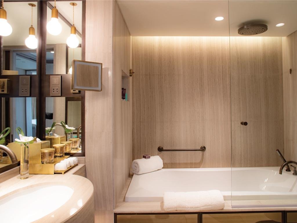Дубай: Jumeirah Beach Hotel Dubai