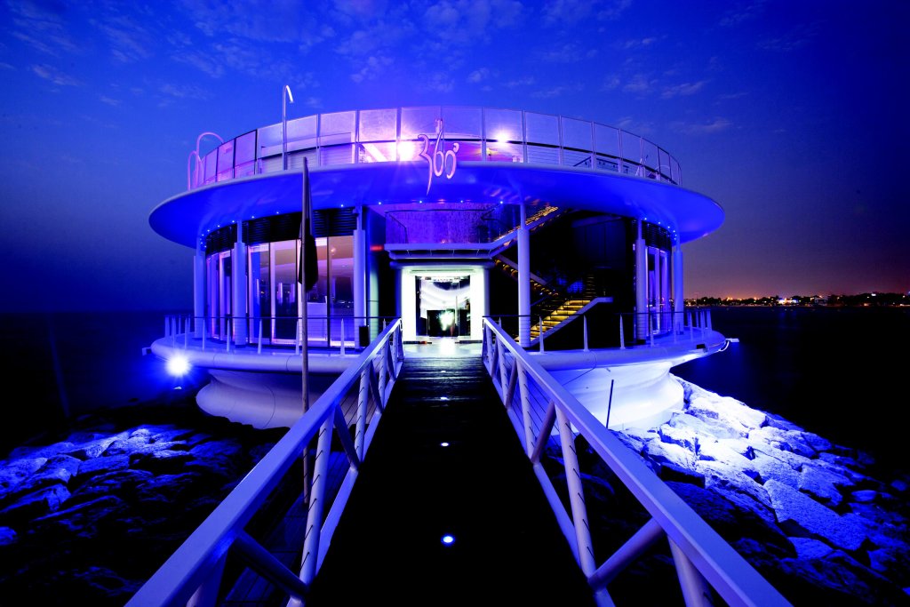 Дубай: Jumeirah Beach Hotel Dubai