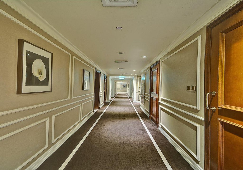 Дубай: Royal Ascot Hotel