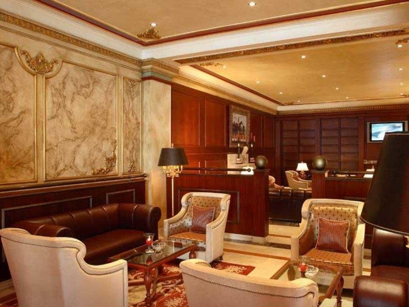 Дубай: Royal Ascot Hotel